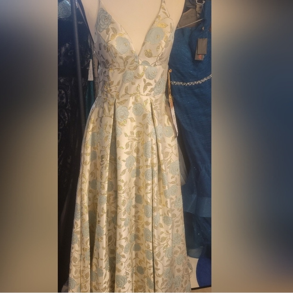 Macy's Backless Floral Dress in Cream and Blue